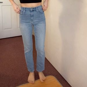BDG Girlfriend Jeans
